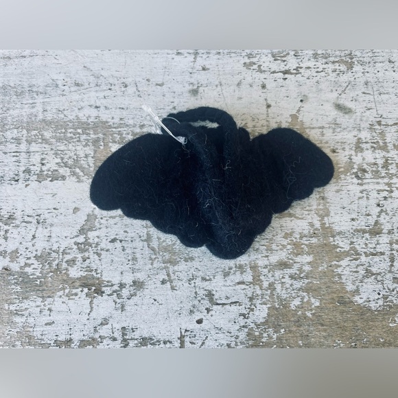 Bat Napkin Rings - Picture 6 of 17